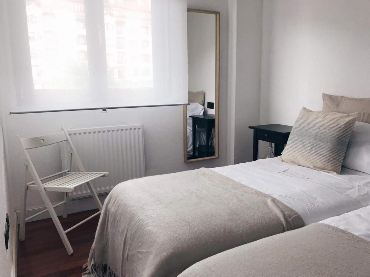 Muy Luminoso En San Mames Apartman Bilbao Kültér fotó